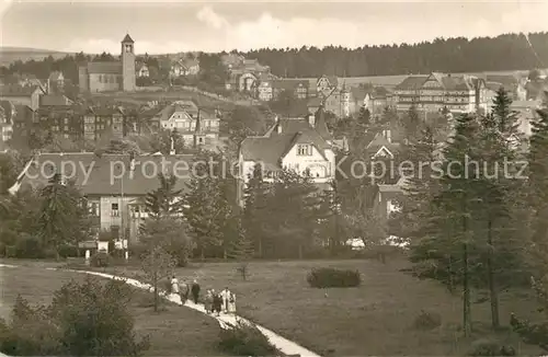 AK / Ansichtskarte Oberhof_Thueringen Ortsansicht mit Kirche Luftkurort Wintersportplatz Oberhof Thueringen