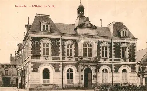 AK / Ansichtskarte Le_Lude Hotel de Ville Le_Lude