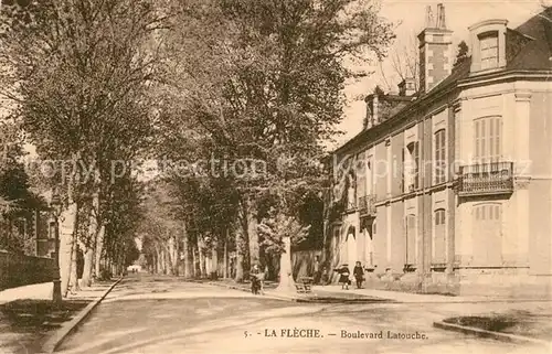 AK / Ansichtskarte La_Fleche Boulevard Latouche La_Fleche