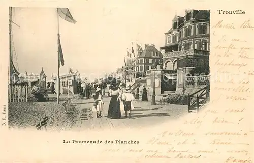 AK / Ansichtskarte Trouville Deauville La Promenade des Planches Trouville Deauville