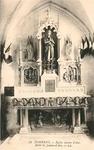 AK / Ansichtskarte Domremy la Pucelle_Vosges Eglise Jeanne d Arc Autel Domremy la Pucelle_Vosges