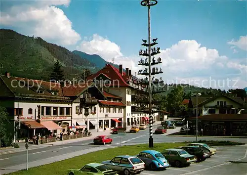 AK / Ansichtskarte Marquartstein Maibaum Marquartstein