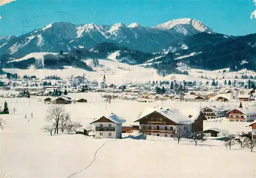 AK / Ansichtskarte Inzell Winterpanorama mit Hochfelln Chiemgauer Alpen Inzell