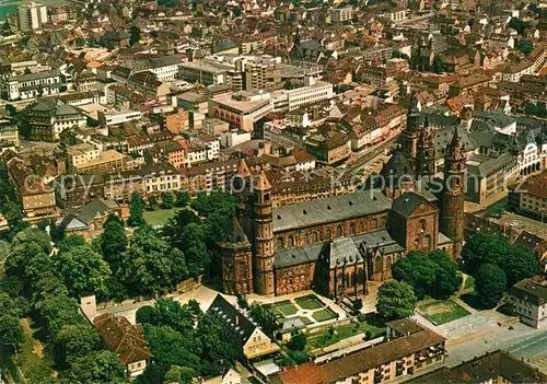 AK / Ansichtskarte Worms_Rhein Innenstadt Kirche Fliegeraufnahme Worms Rhein