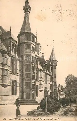 AK / Ansichtskarte Nevers_Nievre Palais Ducal Nevers Nievre