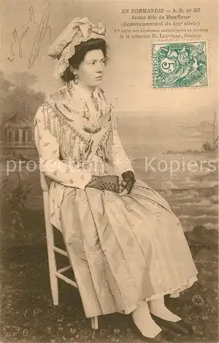 AK / Ansichtskarte Honfleur Jeune fille Honfleur