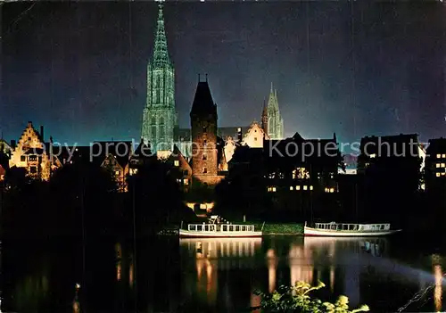 AK / Ansichtskarte Ulm_Donau Blick ueber die Donau zur Altstadt mit Muenster Nachtaufnahme Ulm_Donau