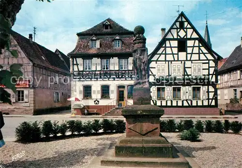 AK / Ansichtskarte Woerth_Elsass Hotel Restaurant Sans Alcool Denkmal Altstadt Fachwerkhaeuser Woerth Elsass