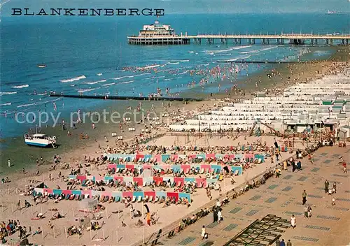 AK / Ansichtskarte Blankenberghe Seebr?cke Strand Blankenberghe