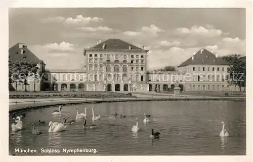 AK / Ansichtskarte Muenchen Schloss Nymphenburg Schwanenteich Muenchen