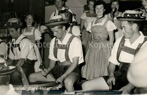 AK / Ansichtskarte Kitzbuehel_Tirol Cafe Praxmair Hausmusik Trachten Tradition Kitzbuehel Tirol