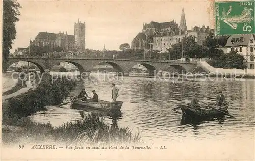 AK / Ansichtskarte Auxerre Vue prise en aval du Pont de la Tournelle Auxerre