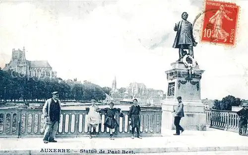 AK / Ansichtskarte Auxerre Statue de Paul Bert Monument Auxerre