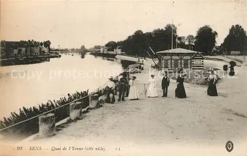 AK / Ansichtskarte Sens_Yonne Quai de lYonne cote ville Sens_Yonne