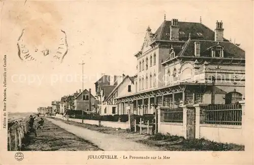 AK / Ansichtskarte Jullouville La Promenade sur la mer Jullouville