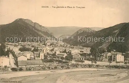 AK / Ansichtskarte Digne les Bains Vue generale et Place du Tampinet Montagnes Digne les Bains