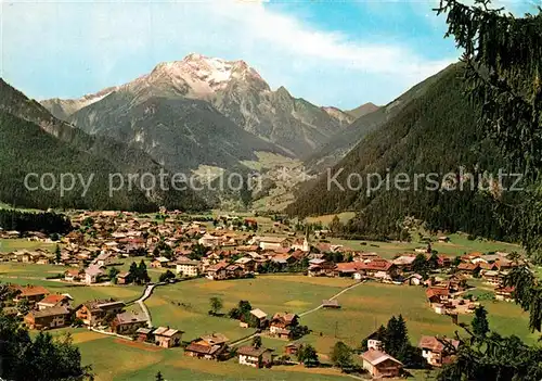 AK / Ansichtskarte Mayrhofen_Zillertal Panorama Zillertal mit Blick zum Gruenberg Zillertaler Alpen Mayrhofen_Zillertal