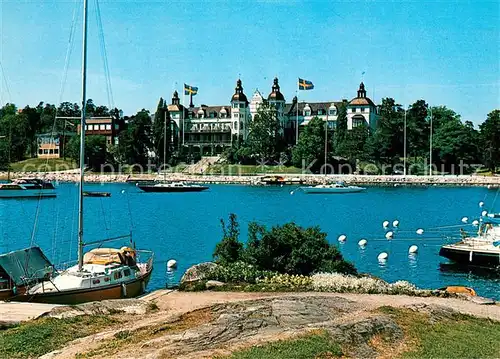 AK / Ansichtskarte Saltsjoebaden Partie am Hafen Blick zum Grand Hotel Saltsjoebaden