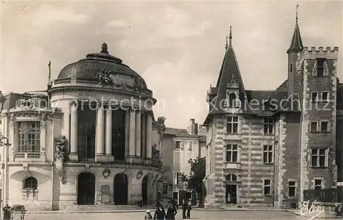AK / Ansichtskarte Agen_Lot_et_Garonne Le Musee et le Theatre Agen_Lot_et_Garonne