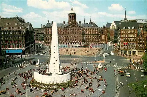 AK / Ansichtskarte Amsterdam_Niederlande Nationaldenkmal Koenigspalast Amsterdam_Niederlande