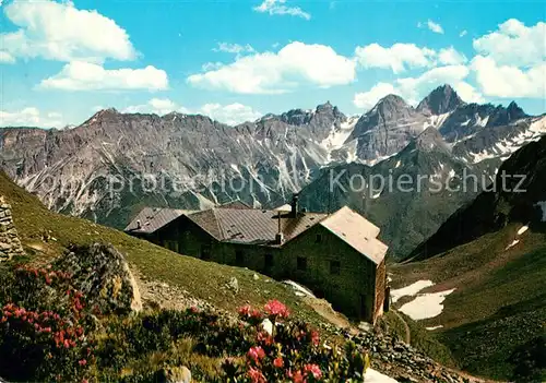 AK / Ansichtskarte Gschnitz_Tirol Innsbrucker Huette gegen Hohes Tor Kreuzjoch Alpenpanorama Gschnitz Tirol