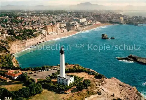 AK / Ansichtskarte Biarritz_Pyrenees_Atlantiques La Grande Plage Phare vue aerienne Biarritz_Pyrenees