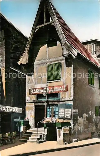 AK / Ansichtskarte Roanne_Loire Place du Chateau Vieille Maison Roanne Loire