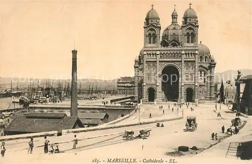 AK / Ansichtskarte Marseille_Bouches du Rhone Cathedrale Marseille