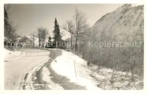 AK / Ansichtskarte Alaska_US State Highway in Winter 