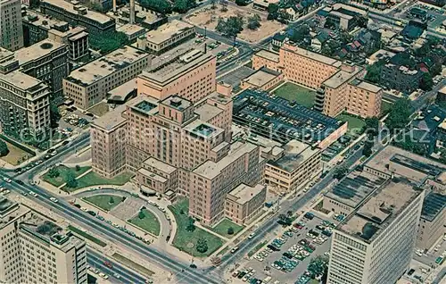 AK / Ansichtskarte Toronto_Canada The Hospital for sick Children Fliegeraufnahme Toronto Canada