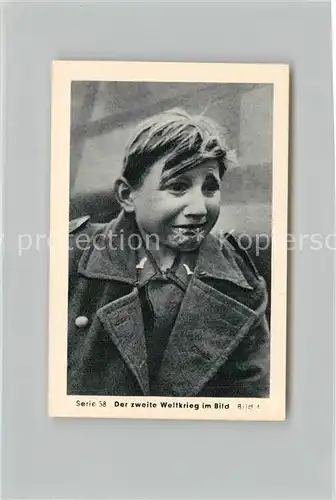 AK / Ansichtskarte Militaria_Deutschland_WK2 Von Stalingrad bis N?rnberg Das letzte Aufgebot Kinder als Soldaten Eilebrecht Zigaretten 