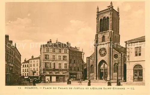 AK / Ansichtskarte Roanne_Loire Place du Palais de Justice Eglise Saint Etienne Roanne Loire