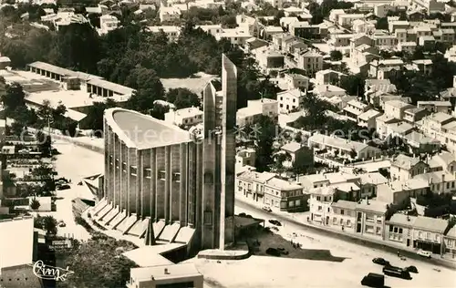 AK / Ansichtskarte Royan_Charente Maritime Eglise vue aerienne Royan Charente Maritime