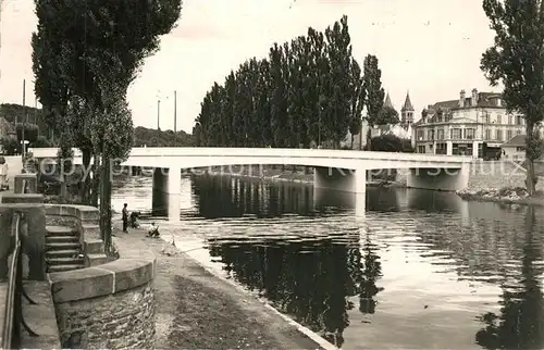 AK / Ansichtskarte Melun_Seine_et_Marne Pont Nord sur la Seine Melun_Seine_et_Marne