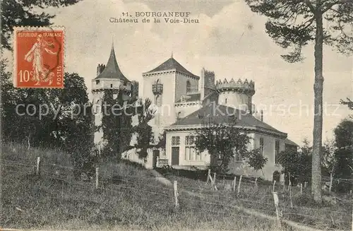 AK / Ansichtskarte Bourganeuf Chateau de la Voie Dieu Schloss Bourganeuf