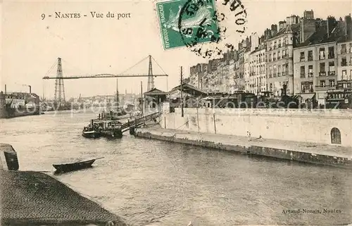 AK / Ansichtskarte Nantes_Loire_Atlantique Vue du port Pont Transbordeur Nantes_Loire_Atlantique