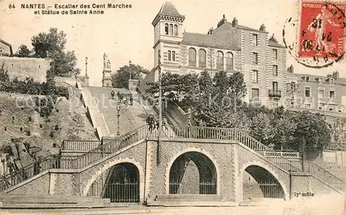 AK / Ansichtskarte Nantes_Loire_Atlantique Escalier des Cent Marches Statue de Sainte Anne Nantes_Loire_Atlantique