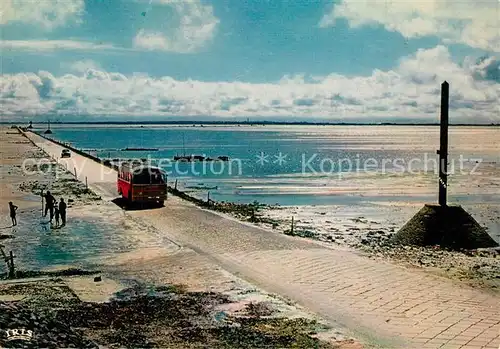 AK / Ansichtskarte Ile_de_Noirmoutier Passage du Gois arrivee dans l Ile Ile_de_Noirmoutier