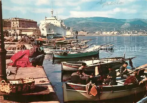 AK / Ansichtskarte Ajaccio Le port et M S Napoleon Bateaux de peche Ajaccio