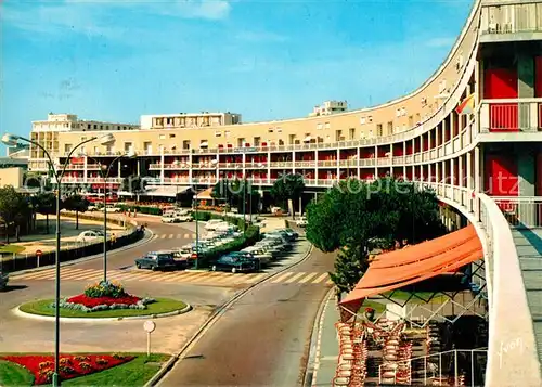AK / Ansichtskarte Royan_Charente Maritime Front de Mer Hotel Restaurant Royan Charente Maritime