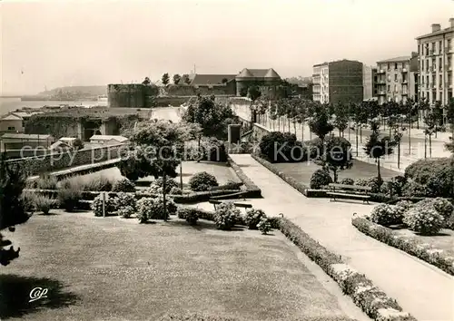 AK / Ansichtskarte Brest_Finistere Cours Dajot Chateau et la Rade Brest_Finistere