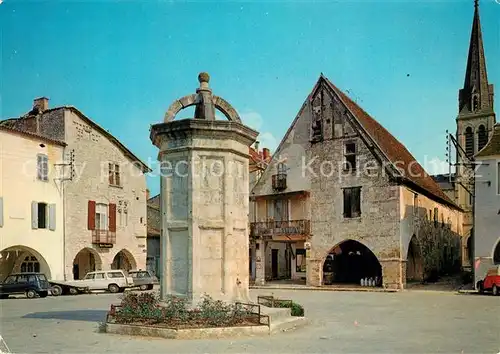 AK / Ansichtskarte Eymet Place Gambetta Maisons a galeries vestiges de l ancienne bastide Eymet