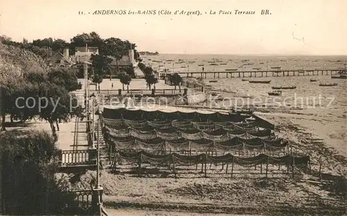 AK / Ansichtskarte Andernos les Bains La Place Terrasse Andernos les Bains