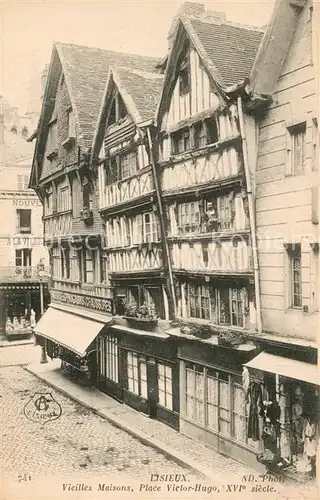 AK / Ansichtskarte Lisieux Vieilles Maisons Place Victor Hugo Lisieux