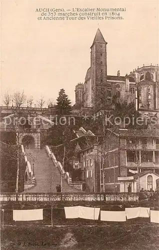 AK / Ansichtskarte Auch_Gers Escalier Monumental de 373 marches construit en 1804 et Ancienne Tour des Vieilles Prisons Auch_Gers