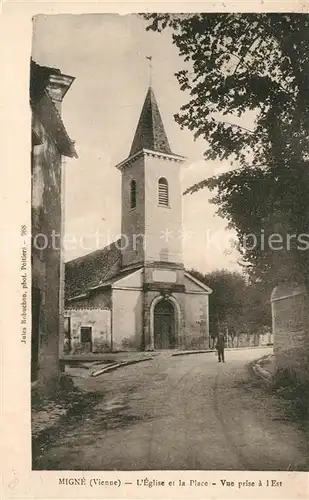 AK / Ansichtskarte Migne Eglise et la Place Vue prise a l Est Migne