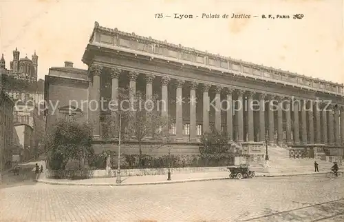 AK / Ansichtskarte Lyon_France Palais de Justice Lyon France