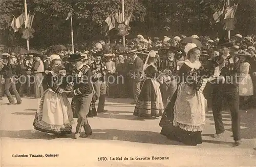 AK / Ansichtskarte Quimper Bal de la Gavotte Bretonne Quimper