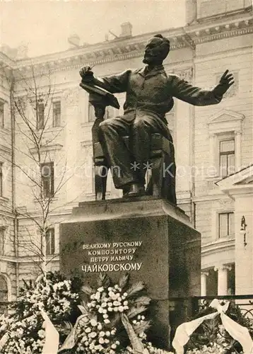 AK / Ansichtskarte Moskau_Moscou Denkmal CHajkovskij Moskau Moscou