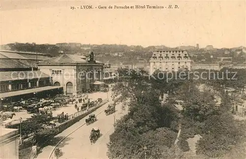 AK / Ansichtskarte Lyon_France Gare de Perrache et Hotel Terminus Lyon France